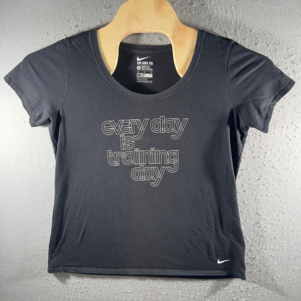 3314 | Nike Dri-FIT Every Day Is Training Day Graphic Tee Black Women XL